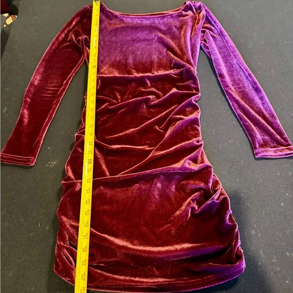 Lulus Elegant Velvet Long Sleeve Dress in Rich Mauve Purple Sz XS - Picture 3 of 16